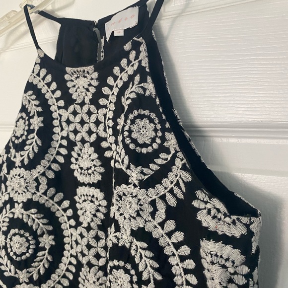 Entro Dress - Picture 2 of 5